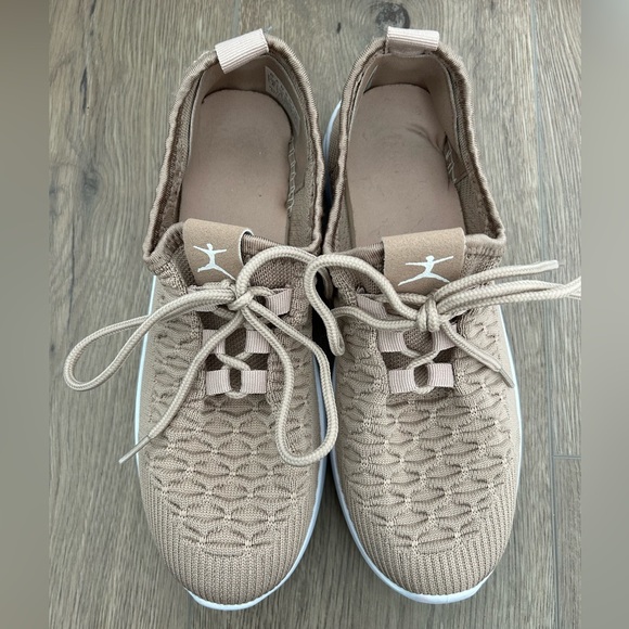 Danskin Sneakers - Picture 2 of 4